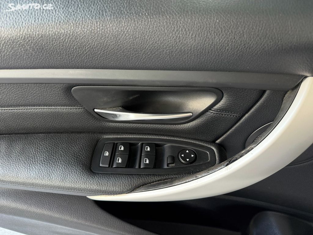 BMW Řada 3, 320d xDrive Touring 2.0 135 kW