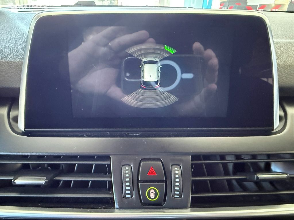 BMW Řada 2, 218i Active Tourer Sport Line