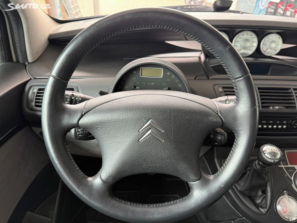 Citroën C8, 2.0 HDi 100 kW Rezervace