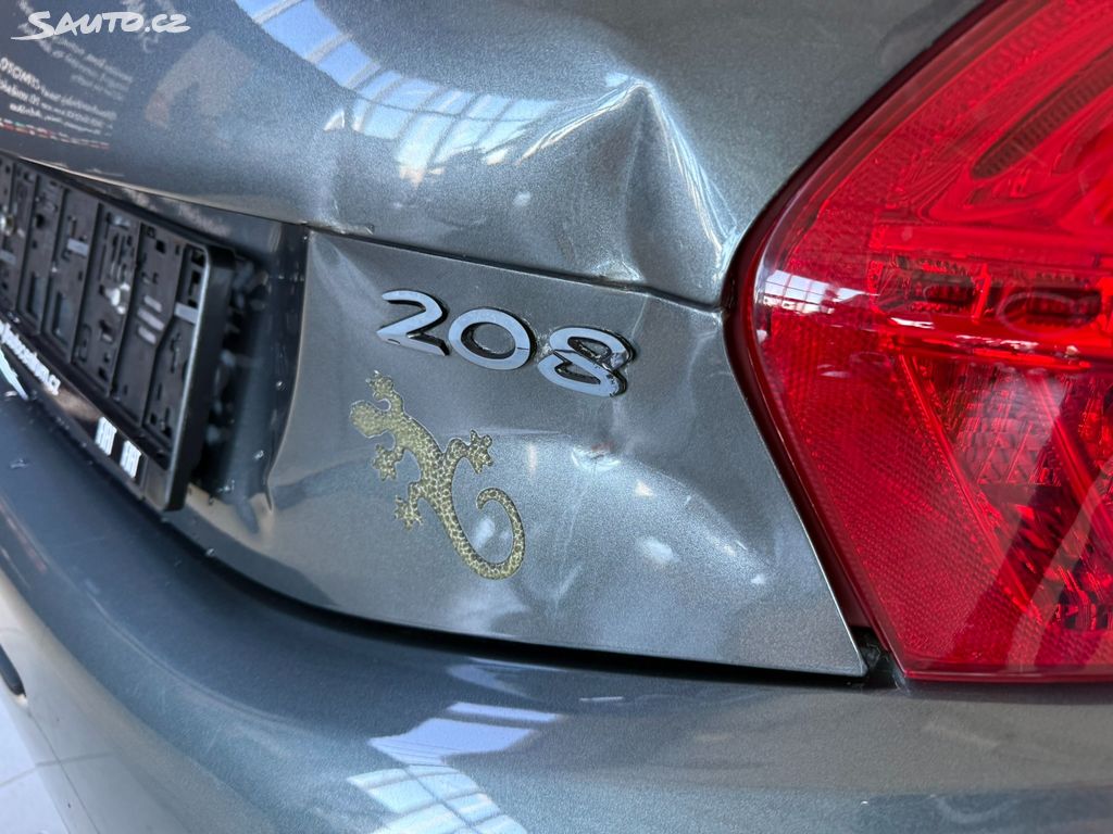 Peugeot 208, Style 1.2 60 kW 1.majitel Peugeot 208, Style 1.2 60 kW 1.majitel