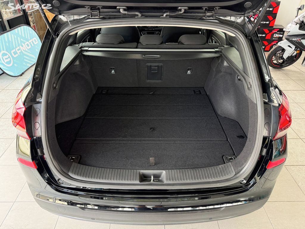 Hyundai i30, 1.0 T-GDI 88 kW MHEV 1.majitel