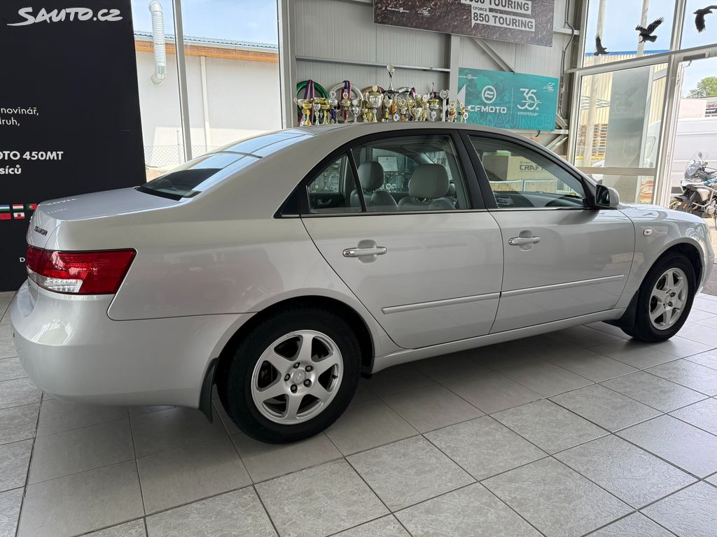 Hyundai Sonata, 2.4 119 kW Webasto