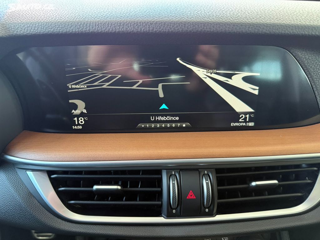 Alfa Romeo Stelvio, Q4 2.0 206 kW 4x4