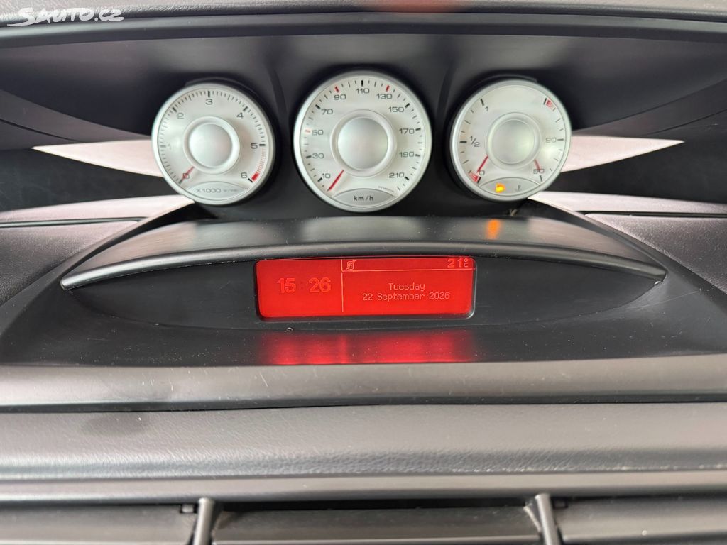 Citroën C8, 2.0 HDi 100 kW Rezervace
