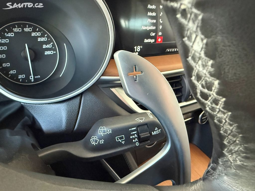Alfa Romeo Stelvio, Q4 2.0 206 kW 4x4