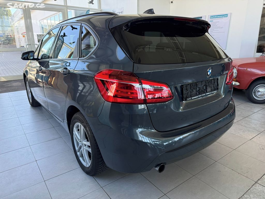 BMW Řada 2, 218i Active Tourer Sport Line