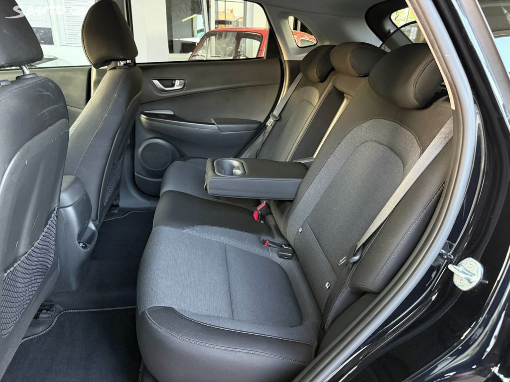 Hyundai Kona, EV100 kW/42 kWh 100%SOH