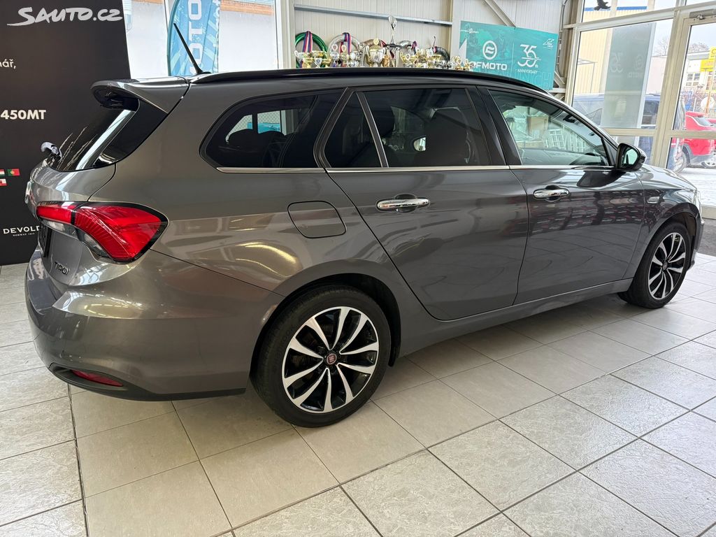 Fiat Tipo, 1.4 T-JET 88 kW LOUNGE 1.maj.
