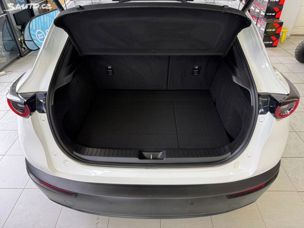 Mazda CX-30, SkyActiv 2.0 132 kW 4x4