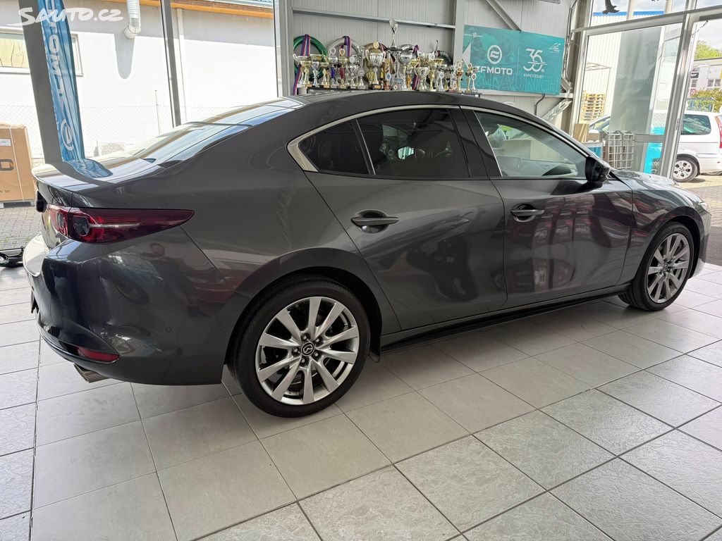 Mazda 3, 2.0 Skyactiv-X132 kW 1.majitel
