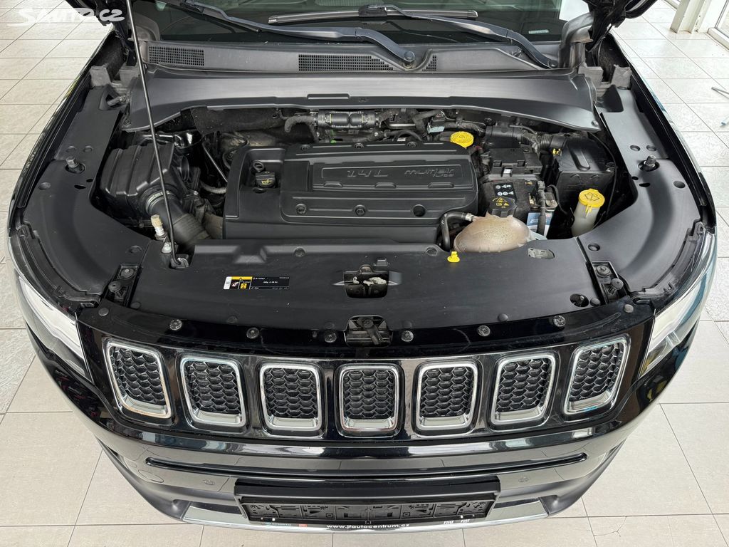 Jeep Compass, Limited 1.4 125 kW 4x4 1.maj.