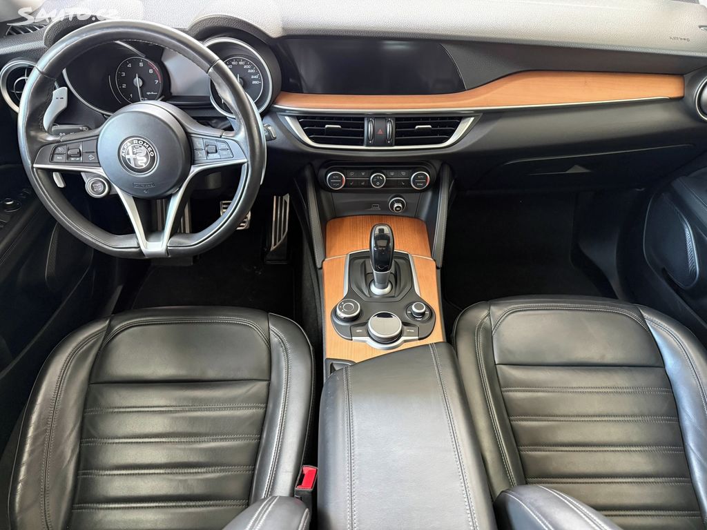 Alfa Romeo Stelvio, Q4 2.0 206 kW 4x4