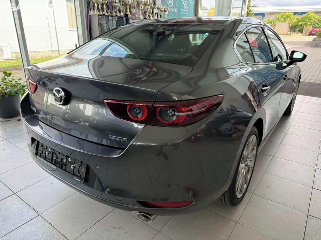 Mazda 3, 2.0 Skyactiv-X132 kW 1.majitel