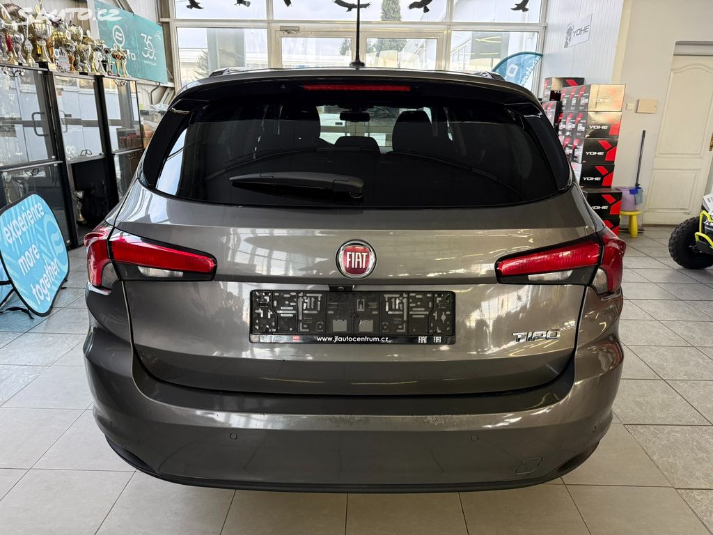 Fiat Tipo, 1.4 T-JET 88 kW LOUNGE 1.maj.