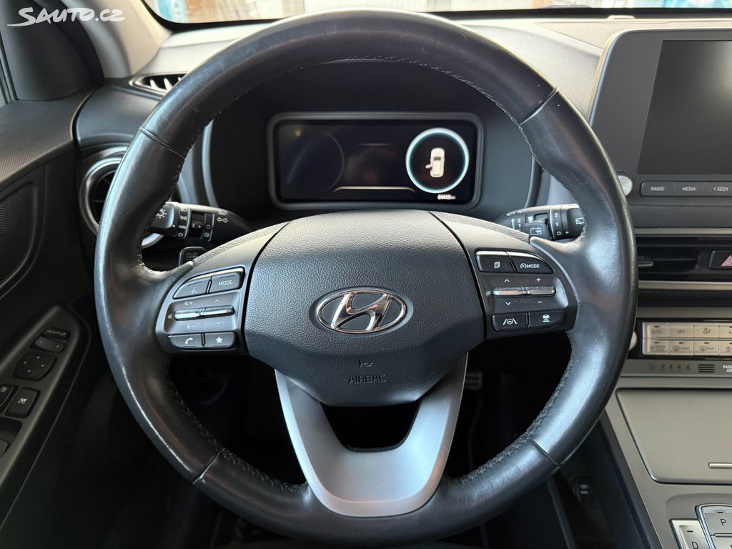Hyundai Kona, EV100 kW/42 kWh 100%SOH