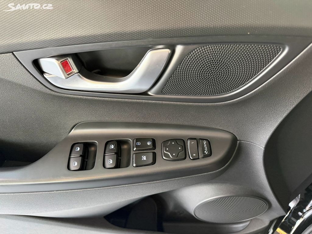 Hyundai Kona, EV100 kW/42 kWh 100%SOH