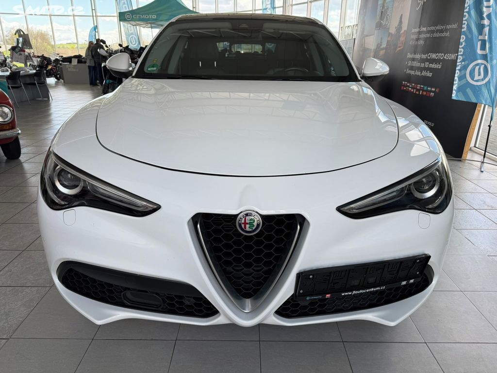 Alfa Romeo Stelvio, Q4 2.0 206 kW 4x4