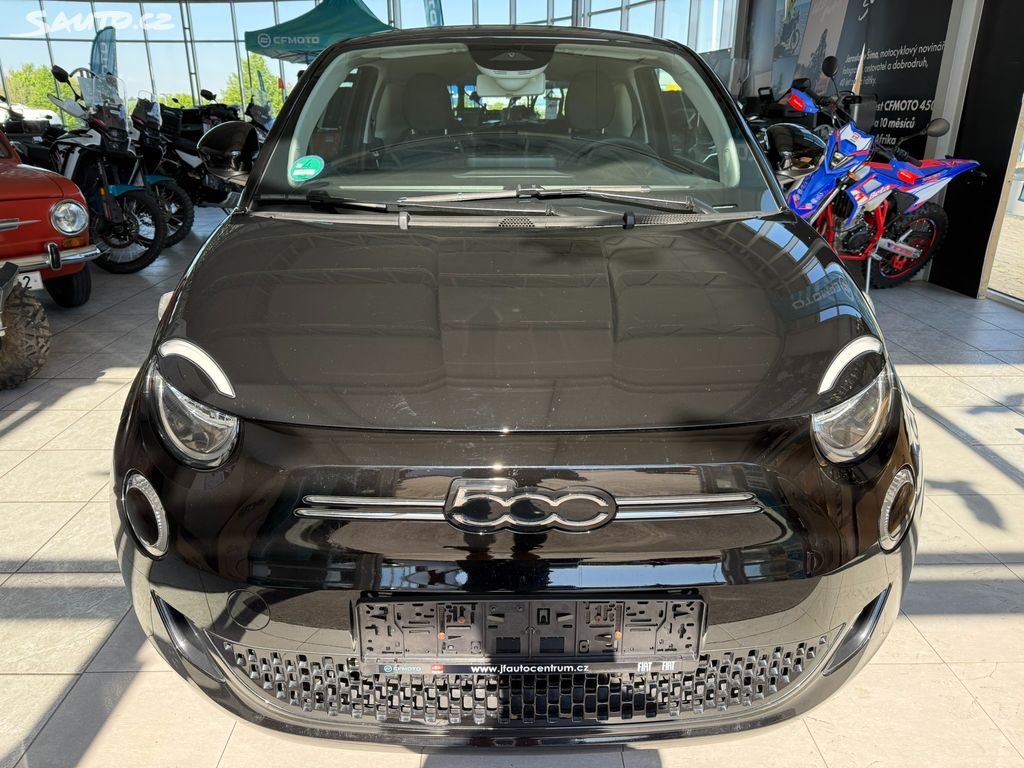 Fiat 500E, 42 kWh 118k 1.majitel DPH