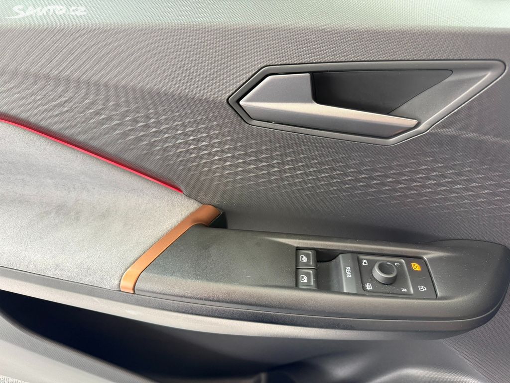 Cupra Born, 150 kW  62 kWh 1.majitel