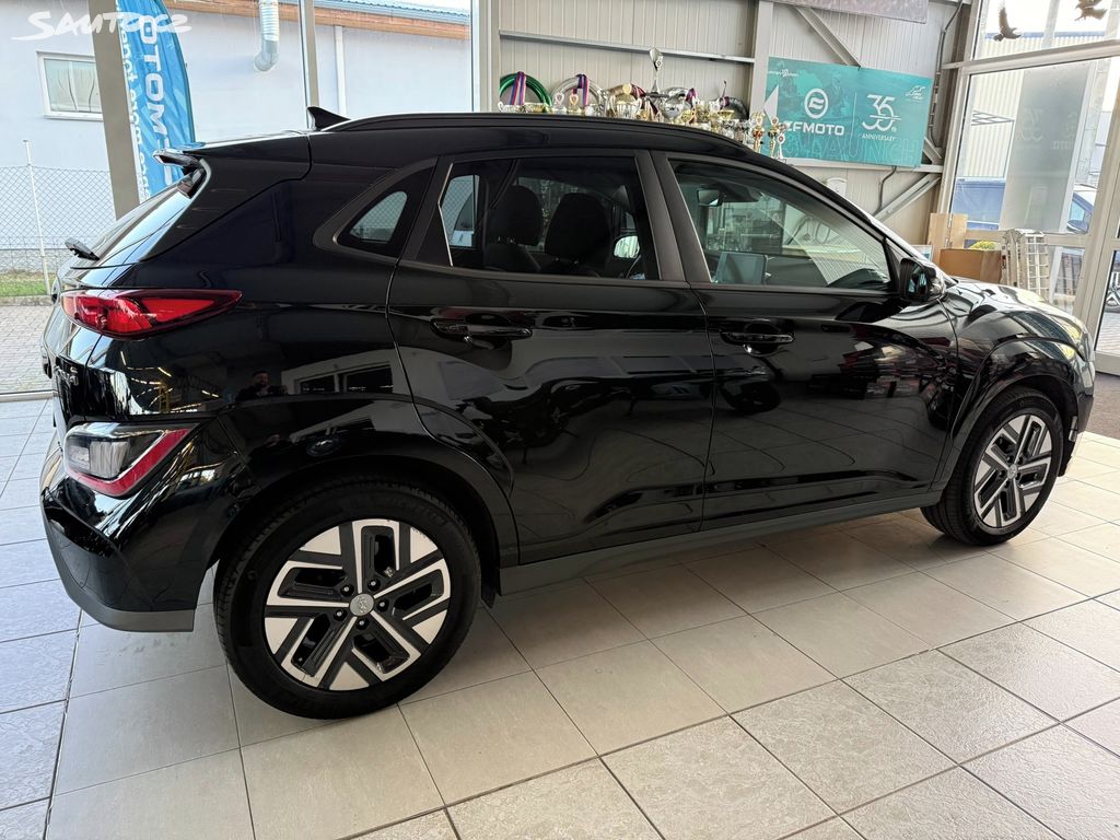 Hyundai Kona, EV100 kW/42 kWh 100%SOH