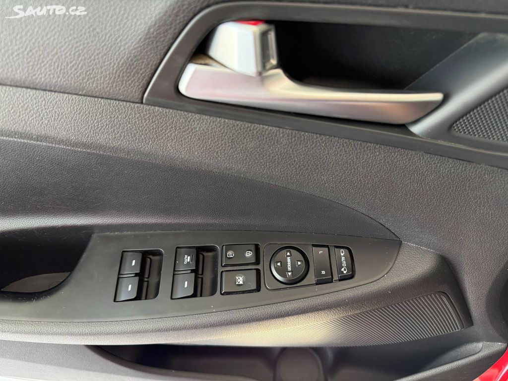 Hyundai Tucson, 1.6 T-GDI 130 kW 4x4 1.majitel