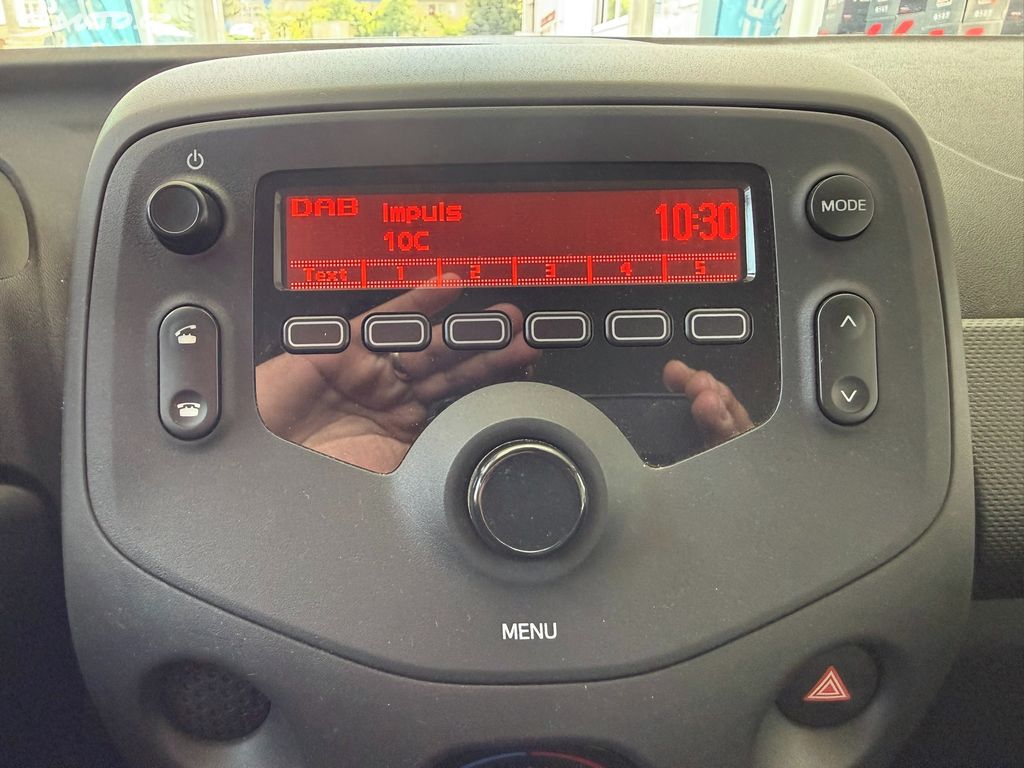 Toyota Aygo, 1.0 53 kW plná ser.historie