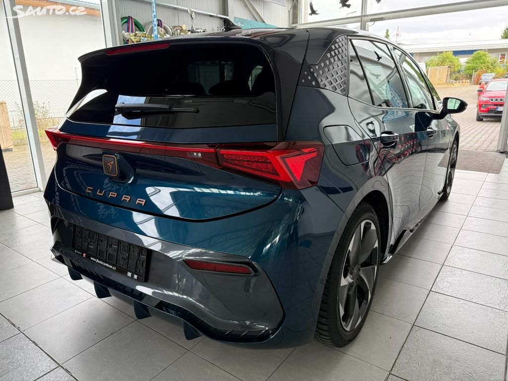 Cupra Born, 150 kW  62 kWh 1.majitel