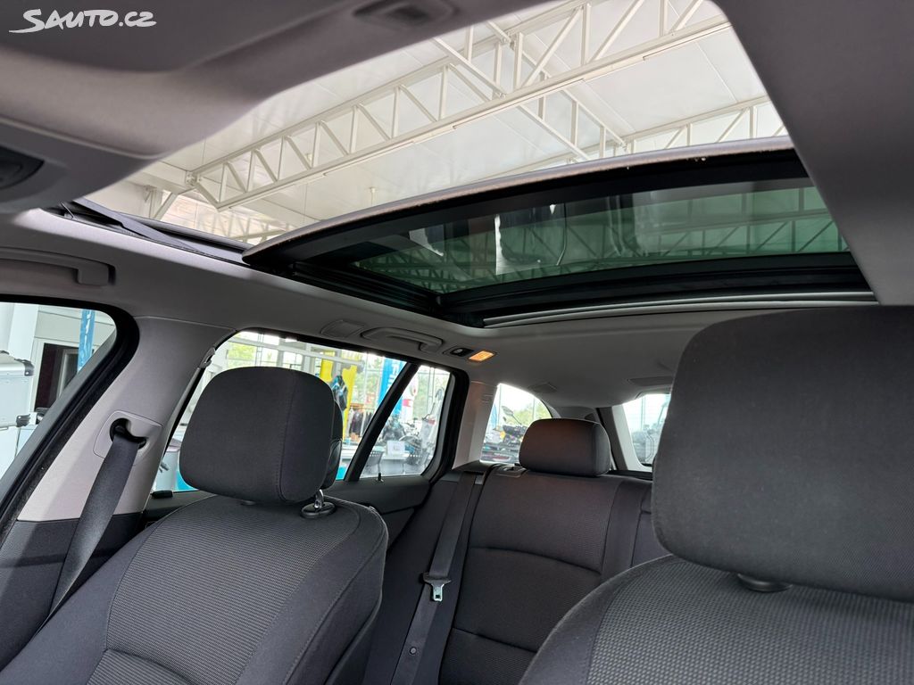 BMW Řada 5, 520d  2.0 135 kW Touring F11 BMW Řada 5, 520d  2.0 135 kW Touring F11