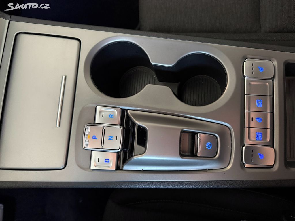 Hyundai Kona, EV100 kW/42 kWh 100%SOH