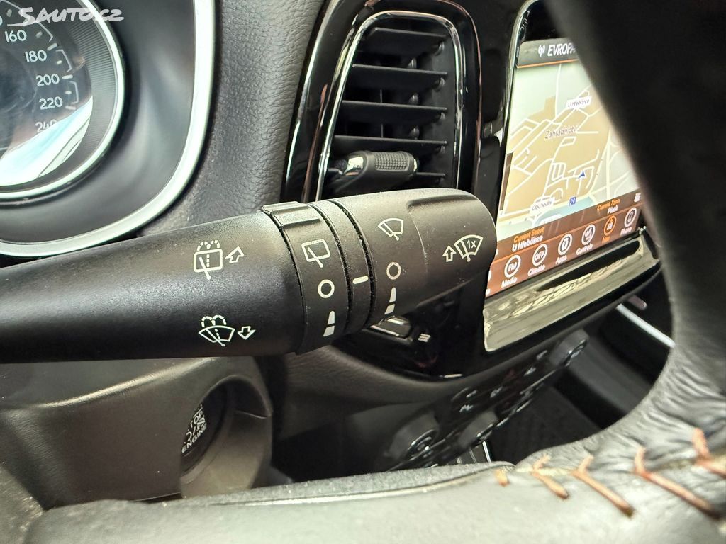 Jeep Compass, Limited 1.4 125 kW 4x4 1.maj.