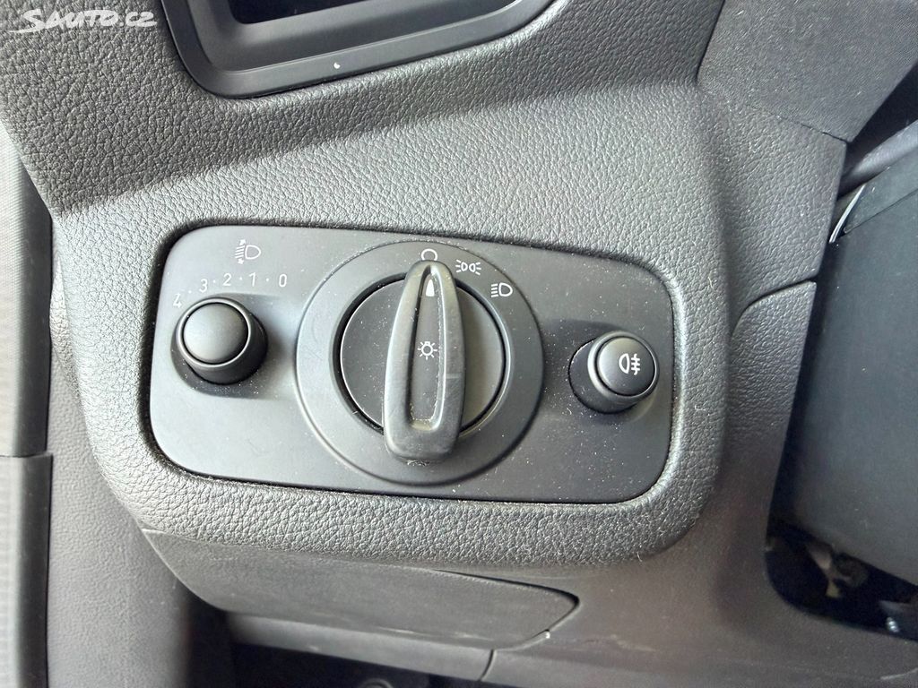 Ford Grand C-MAX, 1.0 EcoBoost 74 kW 1. majitel
