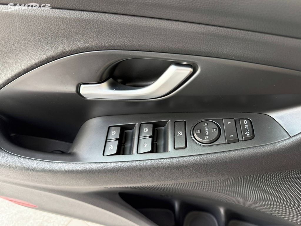 Hyundai i30, 1.0 T-GDI 88 kW MHEV 1.majitel