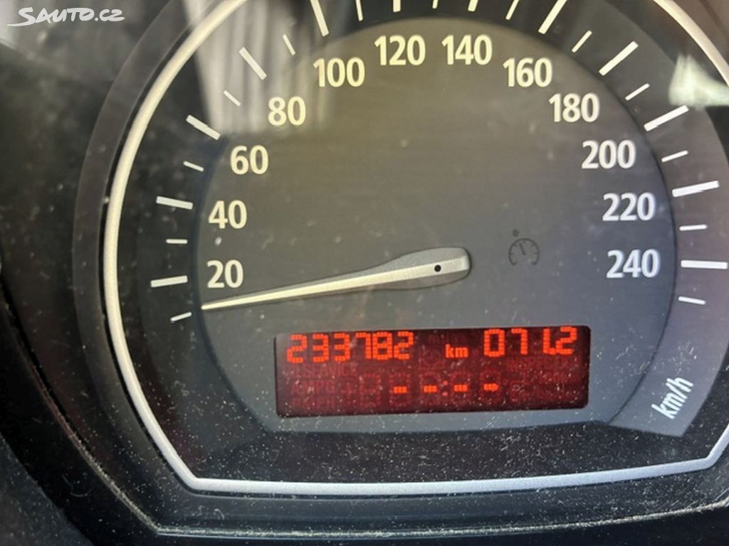 BMW X3, X-Drive 2.5i 141 kW