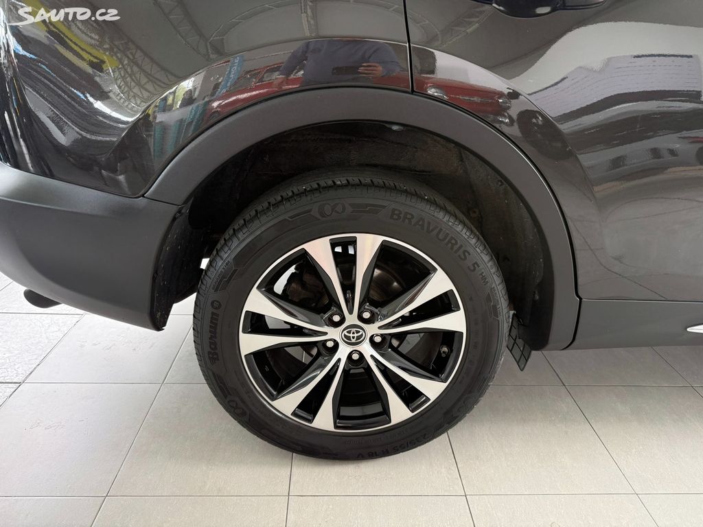 Toyota Rav4, 2.2 D-4D 110 kW 4x4 1.majitel