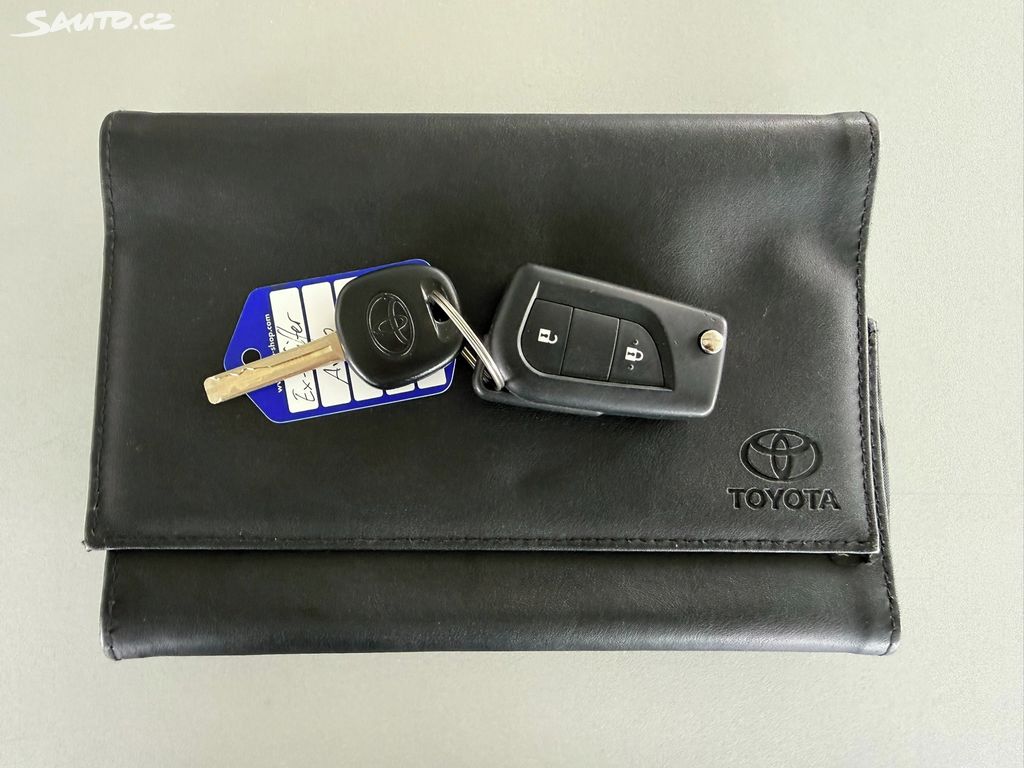 Toyota Aygo, 1.0 53 kW plná ser.historie