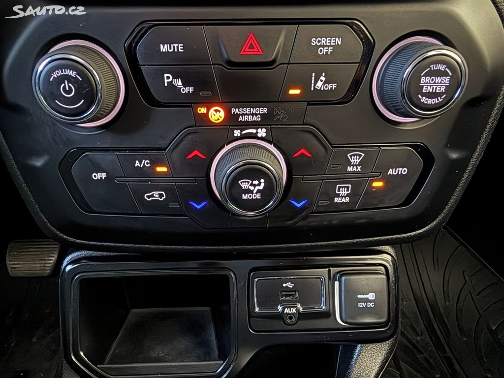 Jeep Renegade, Limited 1.3 T-GDI 111 kW