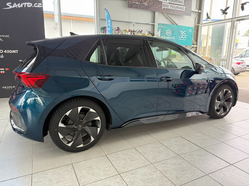 Cupra Born, 150 kW  62 kWh 1.majitel
