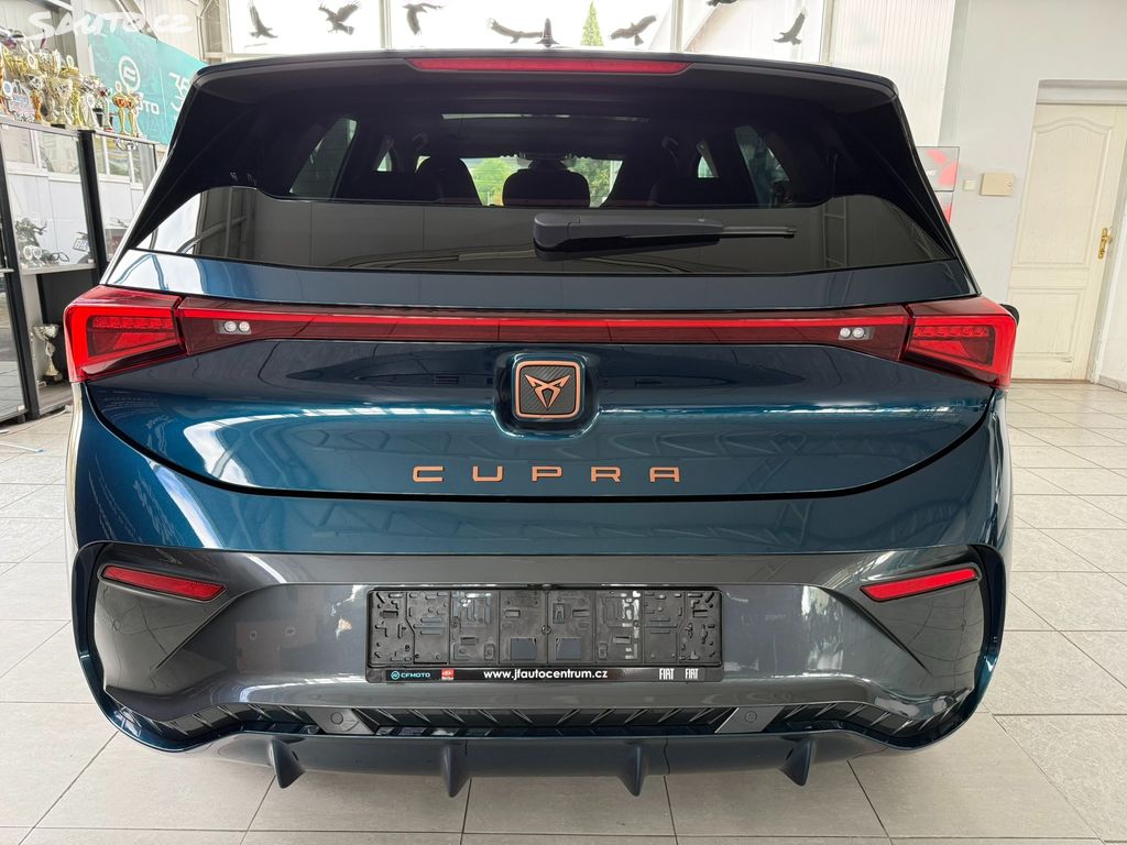 Cupra Born, 150 kW  62 kWh 1.majitel