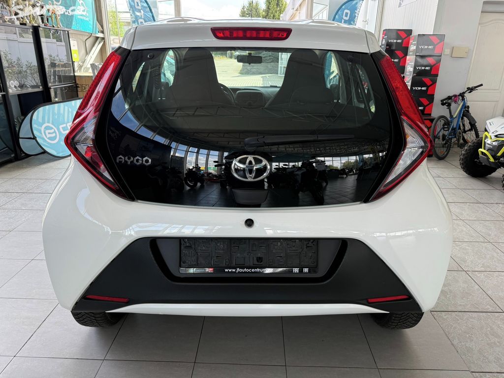 Toyota Aygo, 1.0 53 kW plná ser.historie