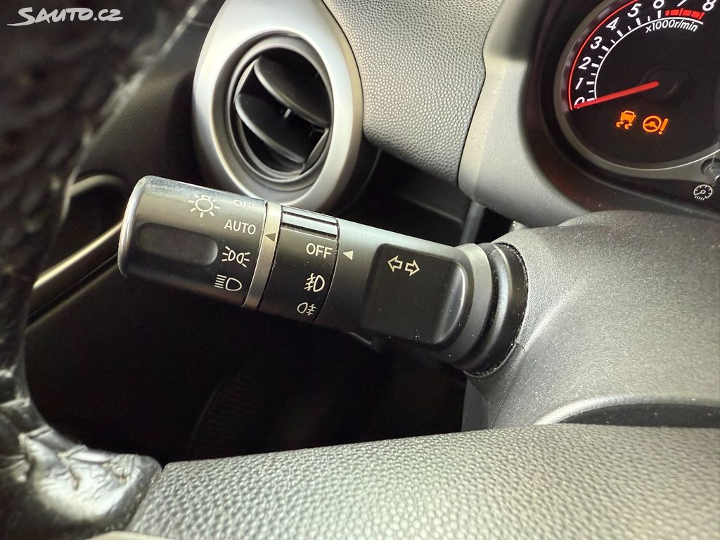 Mazda 2, 1.4 63 kW 1.majitel