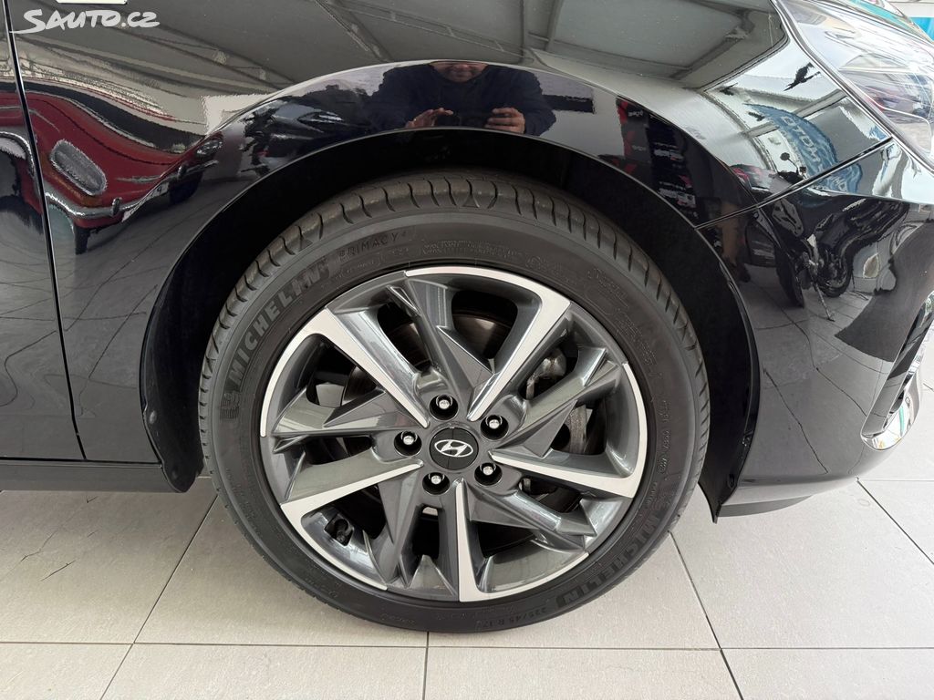 Hyundai i30, 1.0 T-GDI 88 kW MHEV 1.majitel