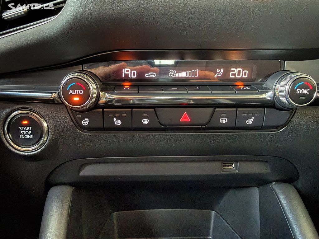 Mazda 3, 2.0 Skyactiv-X132 kW 1.majitel