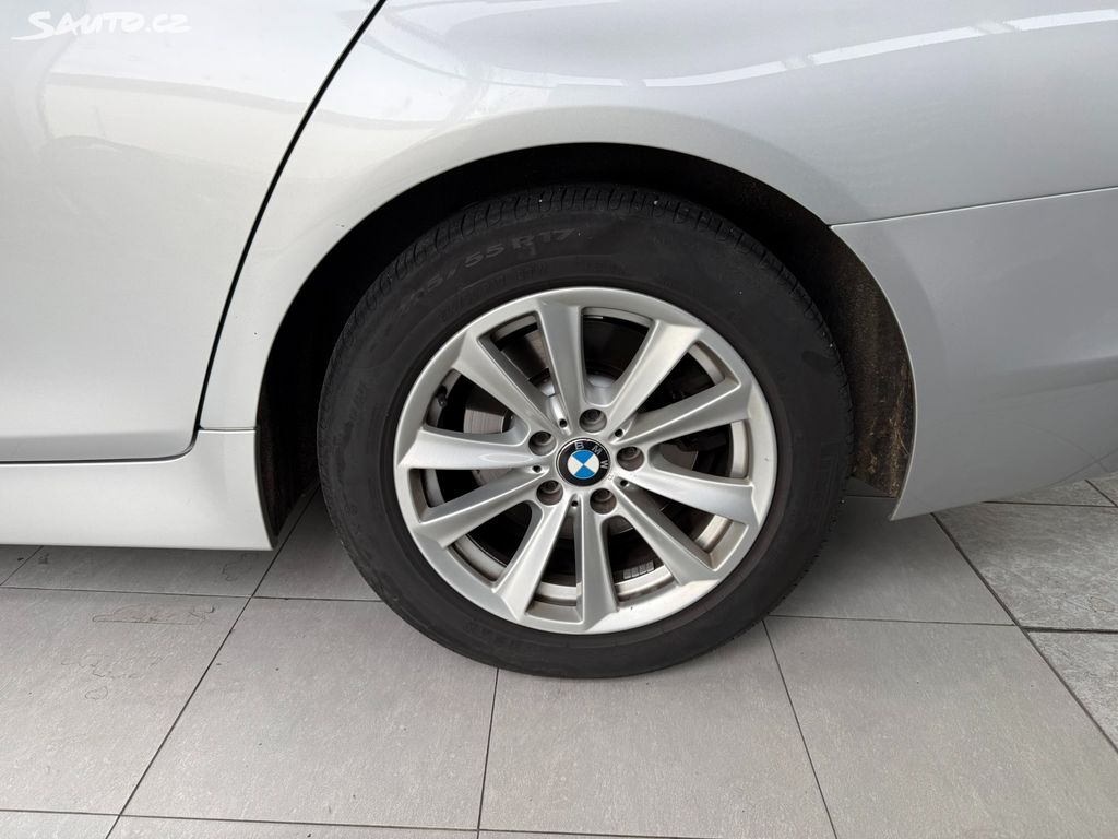 BMW Řada 5, 520d  2.0 135 kW Touring F11 BMW Řada 5, 520d  2.0 135 kW Touring F11