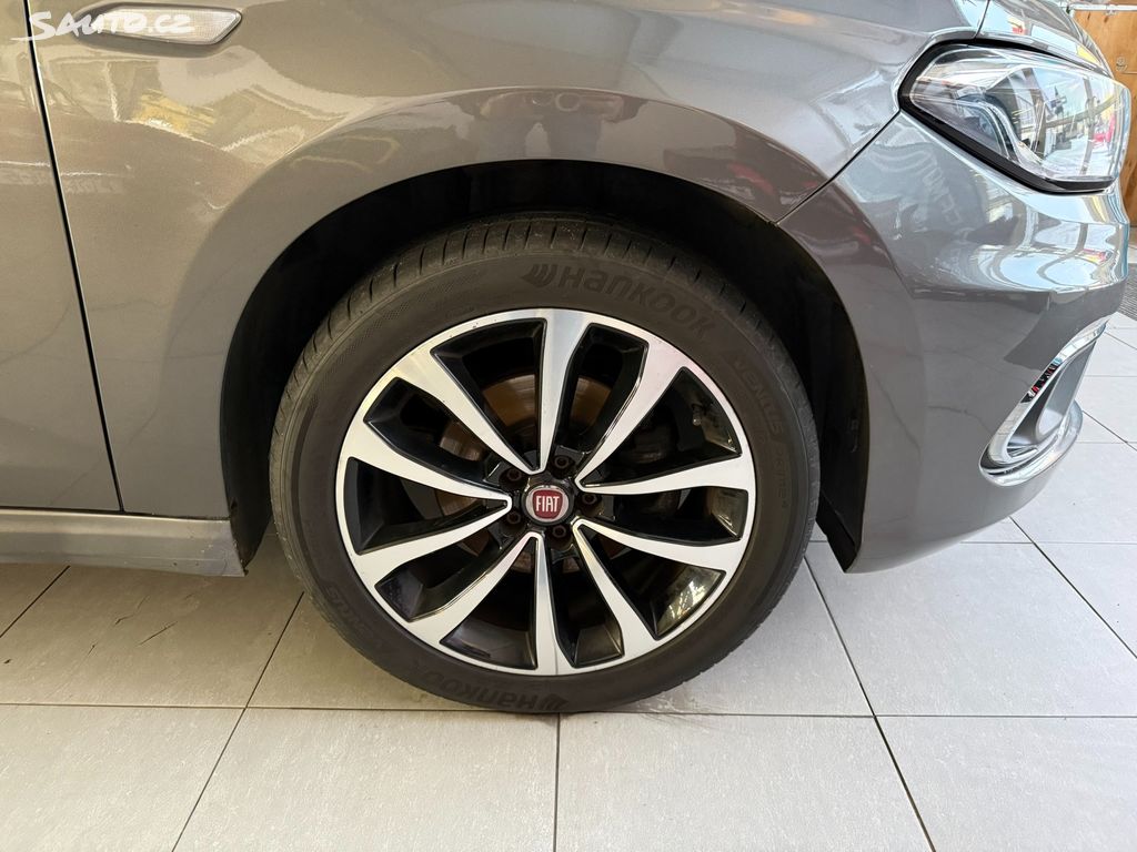 Fiat Tipo, 1.4 T-JET 88 kW LOUNGE 1.maj.
