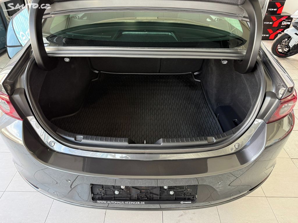 Mazda 3, 2.0 Skyactiv-X132 kW 1.majitel