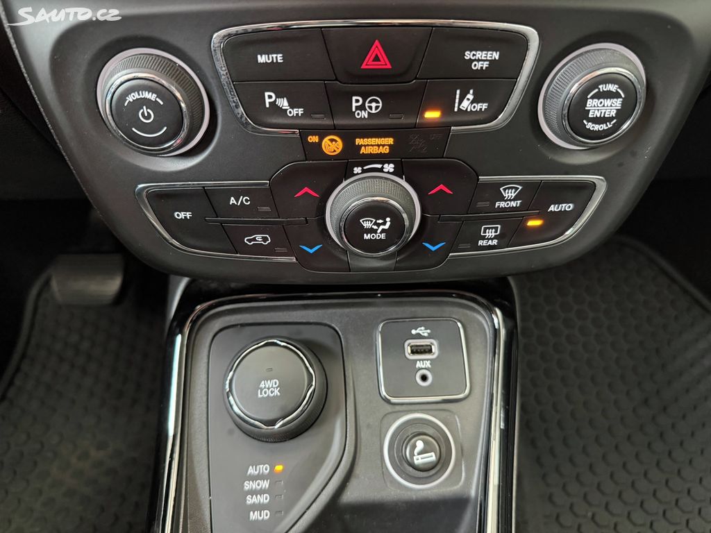 Jeep Compass, Limited 1.4 125 kW 4x4 1.maj.