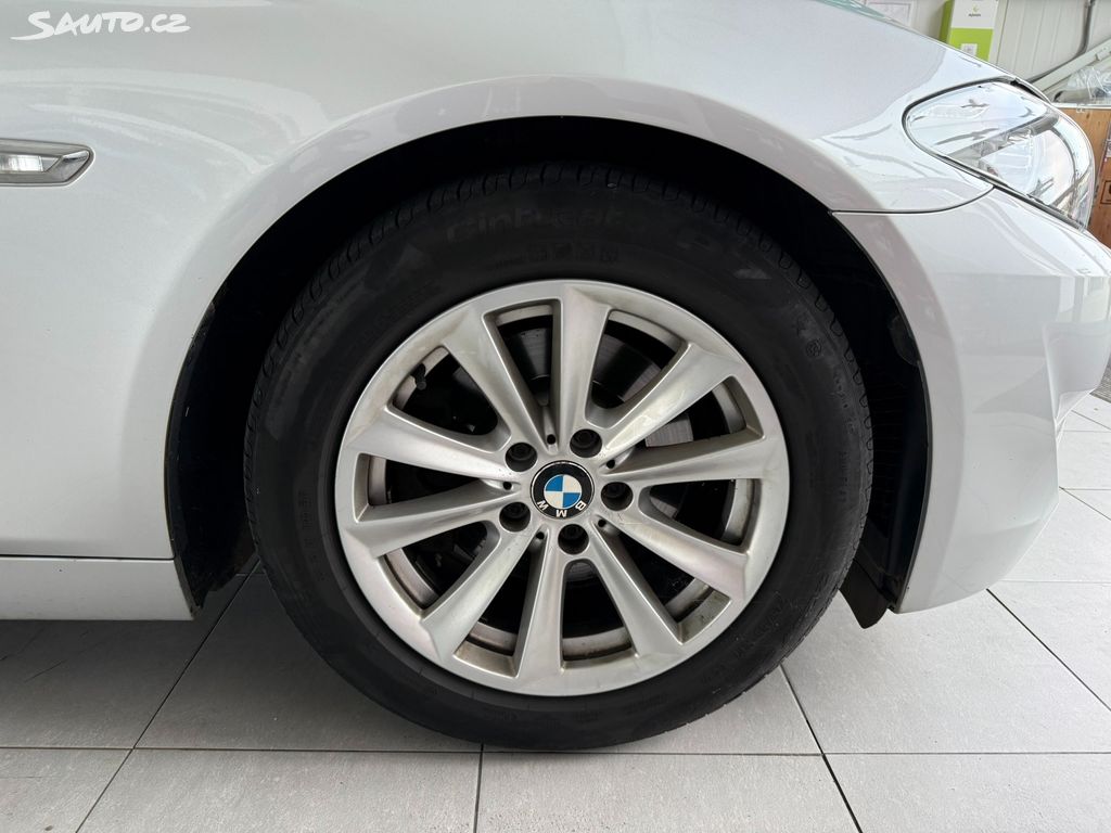 BMW Řada 5, 520d  2.0 135 kW Touring F11 BMW Řada 5, 520d  2.0 135 kW Touring F11