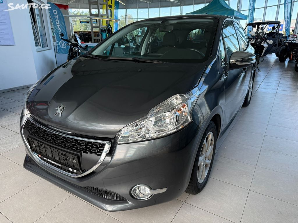 Peugeot 208, Style 1.2 60 kW 1.majitel Peugeot 208, Style 1.2 60 kW 1.majitel