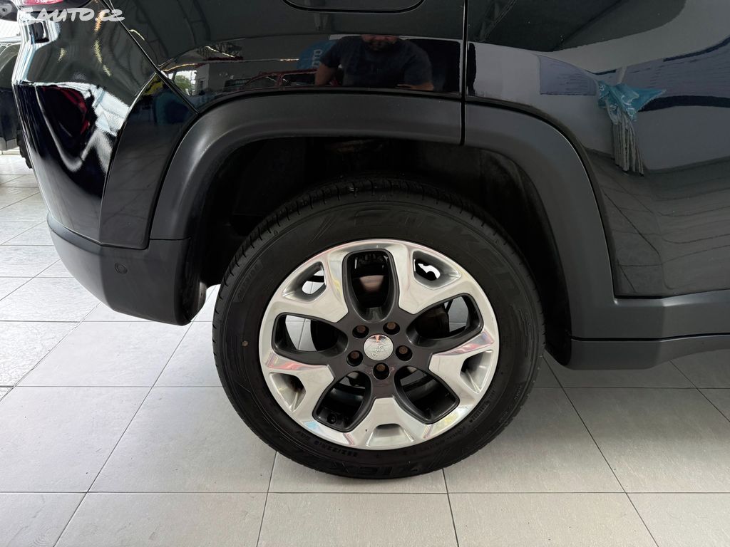 Jeep Compass, Limited 1.4 125 kW 4x4 1.maj.