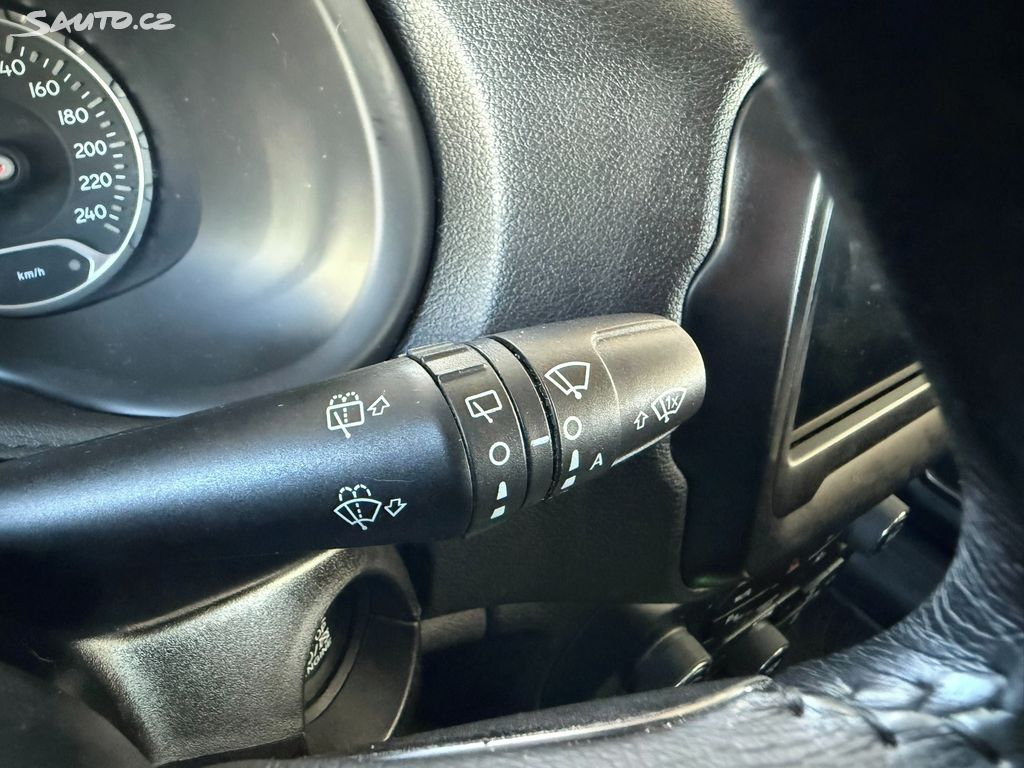 Jeep Renegade, Limited 1.3 T-GDI 111 kW